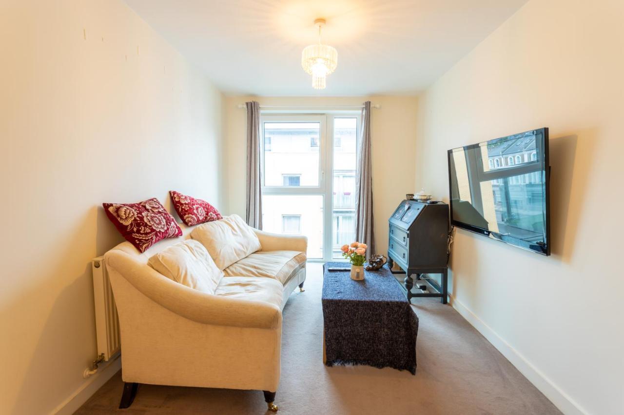 Amazing Modern 2 Bedroom Flat In Greenwich For 4 People Londýn Exteriér fotografie